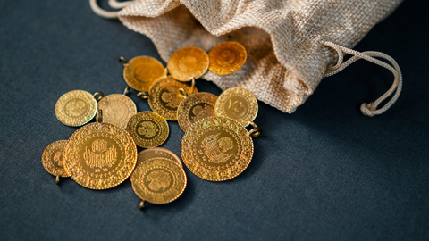 Çeyrek Altın Hakkında Merak Edilen Her Şey: Fiyat, Kullanım, Yatırım